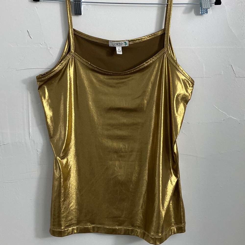 Top gold metallic